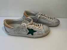Golden goose - golden,