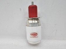 Condensatore vuoto variabile