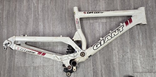 2002 giant comp downhill - comp,