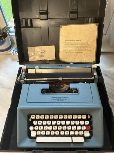 Macchina scrivere manuale - da,