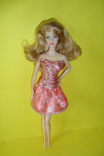 Barbie model muse happy - barbie,