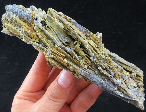 335g stibnite cristalli di - 335g,