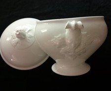 Zuppiera antica in ceramica