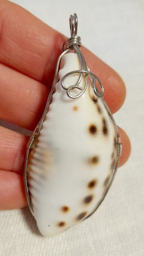 Collana con ciondolo - con,