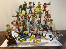 Scooby Doo personaggio Hanna Barbara selezione shaggy pirata detective surfista