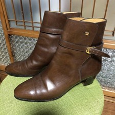 Stivali Gucci in pelle marrone