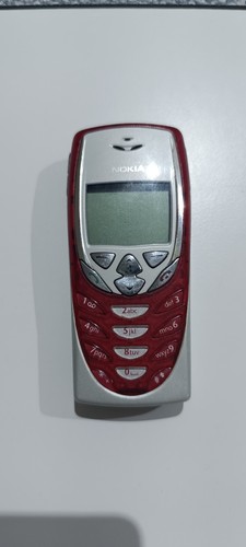 Nokia 8310 - , caricabatterie)