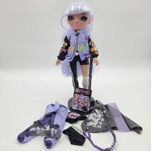 Bambola rainbow high tessa - bambola,