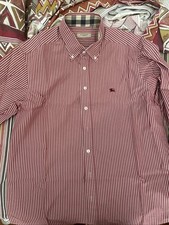 Camicia rossa a righe