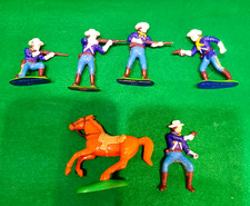 5 SOLDATINI + 1 CAVALLO - ANNI