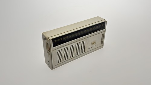 Sony 818 radio transistor - sony, a