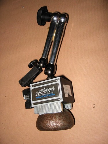 Porta comparatore magnetico - ,