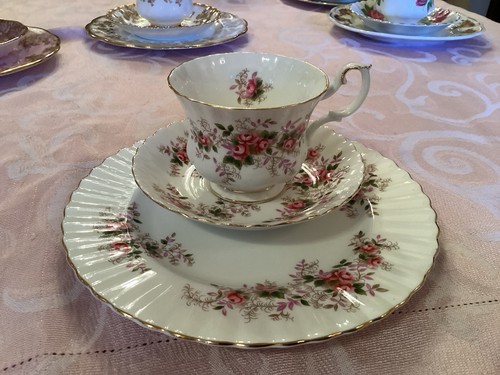 Royal albert luncheon tea - royal, luncheon/tea
