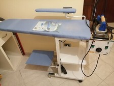 Asse da stiro aspirante con caldaia