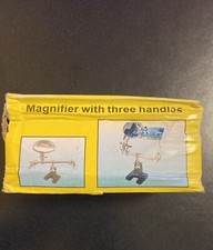 THIRD HAND WITH LENS (A/N