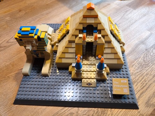 Sphinx und pyramide aus - """sphinx,