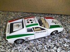 Modellino Auto Burago Ferrari Testarossa Mondiali Di Calcio Italia 90 Scala 1/24