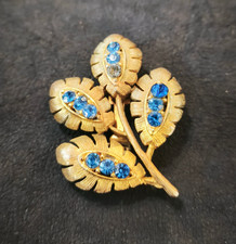 spilla vintage americana anni 60 dorata a foglia firmata JJ - vtg  brooch