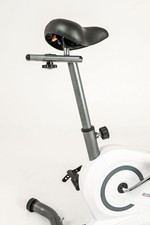 Everfit BFK-800 - Cyclette con Volano da 6 kg con Rilevatore Frequenza Cardiaca