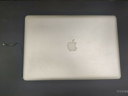 Apple macbook pro top - apple,