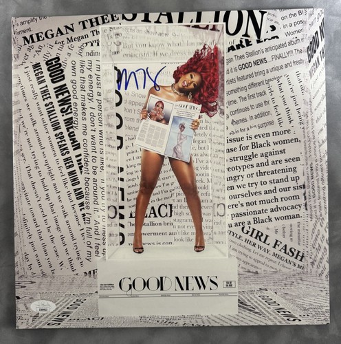 Megan thee stallion firmato - megan,