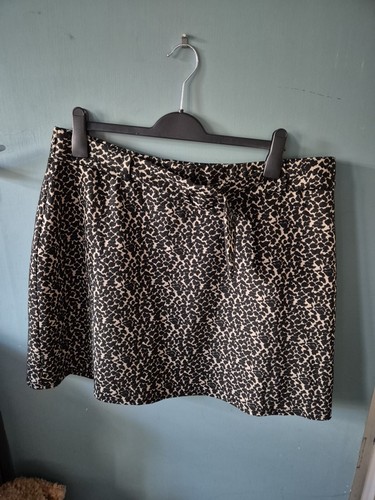 Bnwt george size - george,