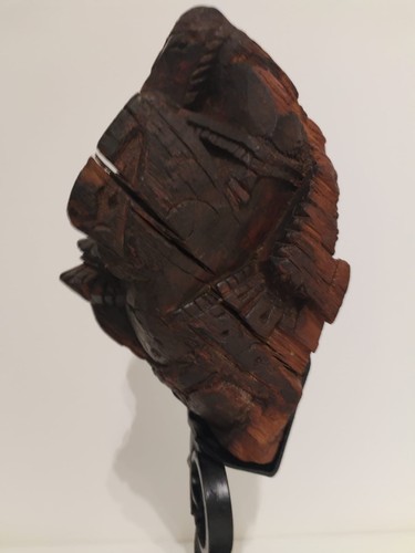 Scultura legno con - con, base