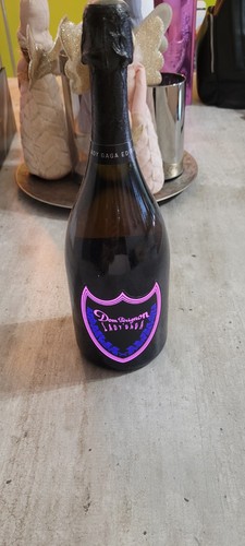 Dom pérignon lady gaga - dom,
