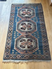 Tappeto fatto - , a