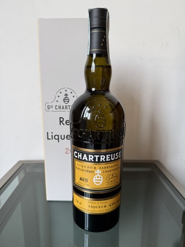 Chartreuse reine des liqueurs - reine,