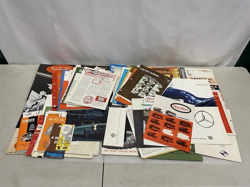 Brochure pubblicità motore