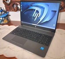 HP 250 G8 i5-1135G7 16 RAM 256
