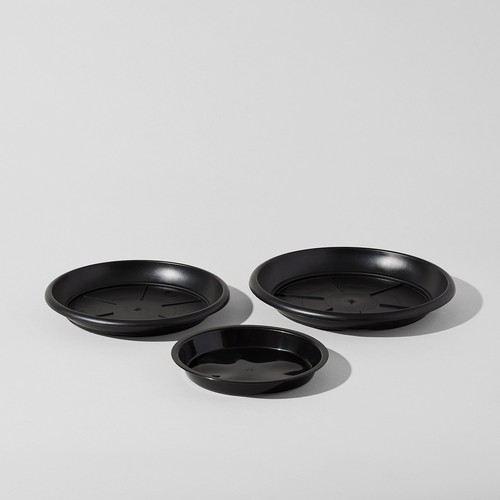 Plastic pot saucers 17cm - plastic,