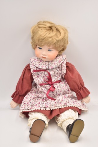 Bambola porcellana vintage