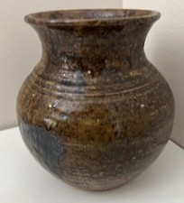 Vaso in pietra arenaria