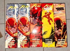 flash 12 anni (dal 2012) con 11 contenitori 193 fumetti con variant e speciali 