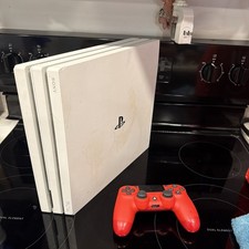 Sony PlayStation 4 Pro PS4 1
