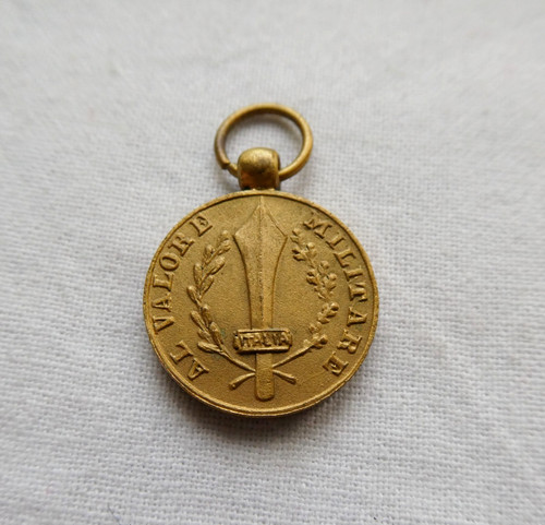 Medaglia valore militare - al,