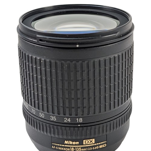 Nikon nikkor 18 135mm - af-s,