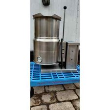 Bollitore elettrico basculante