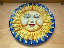 Sole in ceramica dipinto a mano