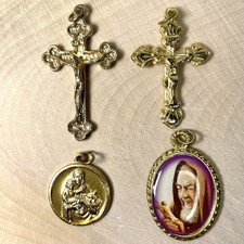 Crocifisso e Santo Cattolico