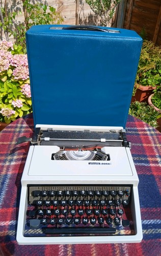 Olivetti dora portable - dora,