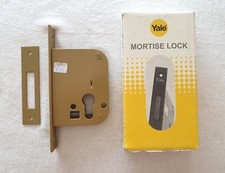 Serratura YALE 523 mm.50 infilare solo catenaccio per infissi anta porta