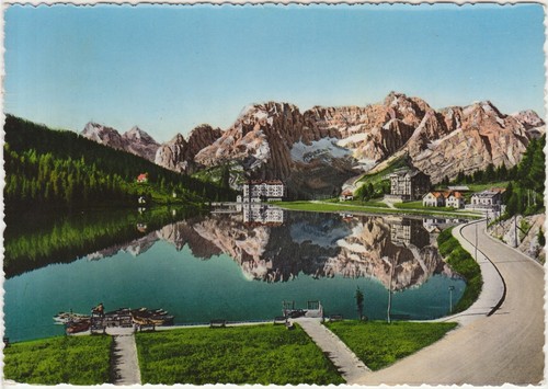 Dolomiti lago di - -,