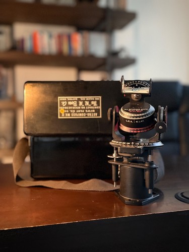 Wwii astro compass w - astro, ii
