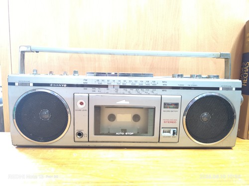 Sanyo 7700k band radio - 7700k,
