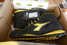 Scarpe antinfortunistica