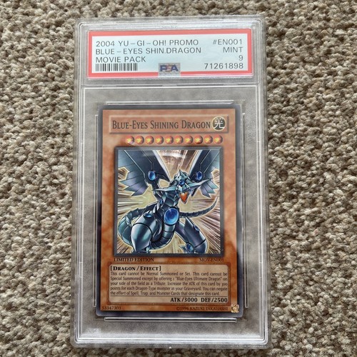 Blue eyes shining - yu-gi-oh,
