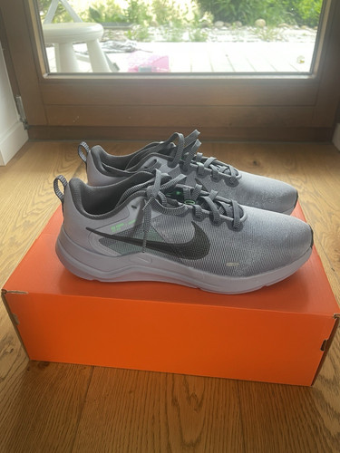 Nike downshifter sneaker - 12,
